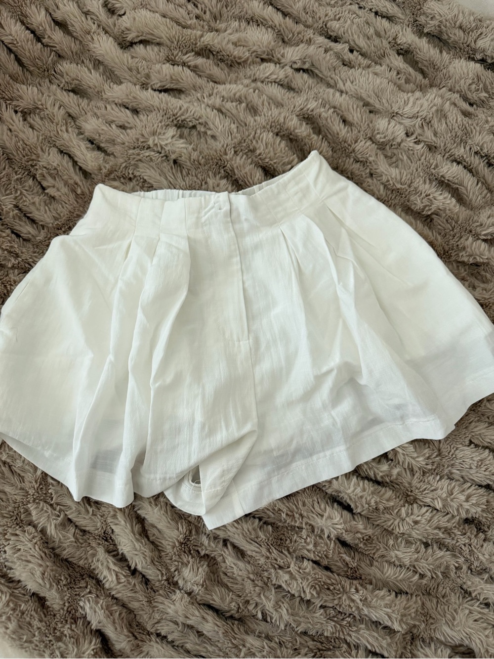 Mustard Seed seamed pintuck effect shorts SzXS